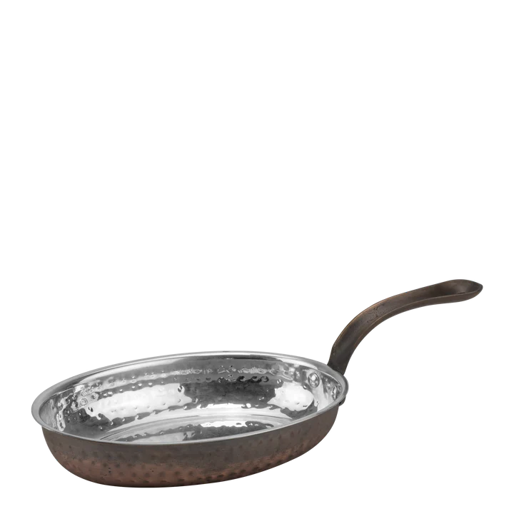 84130_720x Tigaie ovala cu maner RUSTIC 500 ML